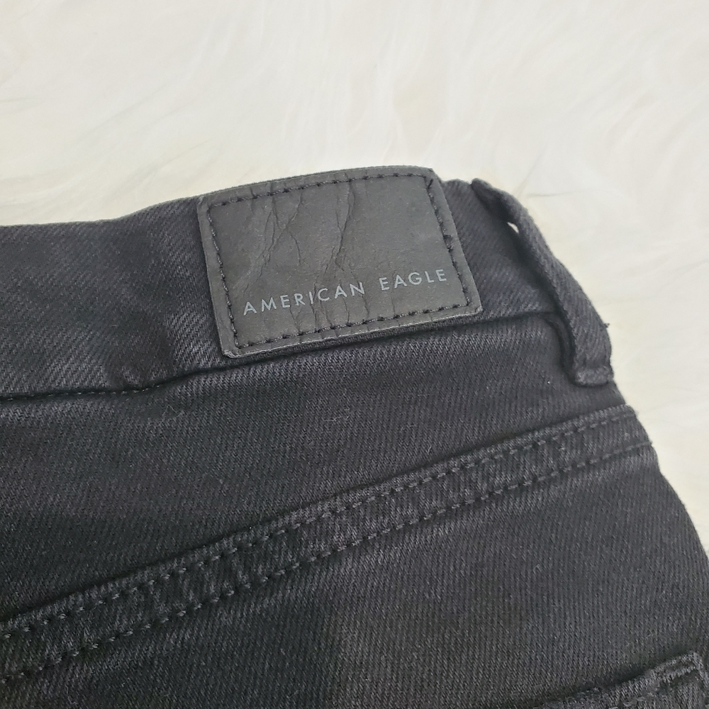 American eagle stretch Distressed denim shorts - Picture 5 of 7